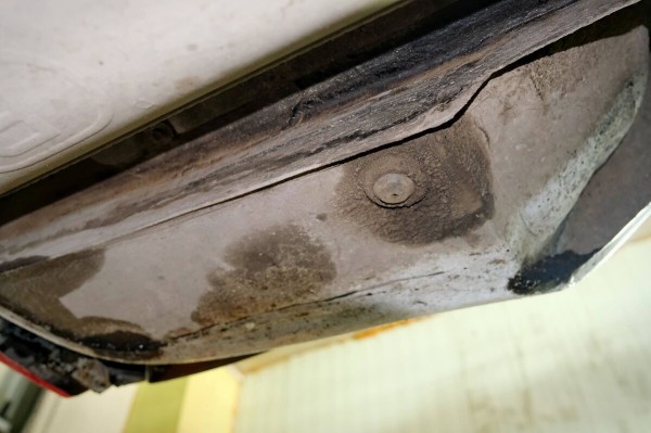 Mercedes-Benz W123 в руках студента: не хватает пятой передачи, зато есть рабочая гидроподвеска Mercedes-Benz W123 в руках студента: не хватает пятой передачи, зато есть рабочая гидроподвеска