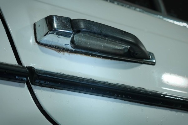 Mercedes-Benz W123 в руках студента: не хватает пятой передачи, зато есть рабочая гидроподвеска Mercedes-Benz W123 в руках студента: не хватает пятой передачи, зато есть рабочая гидроподвеска