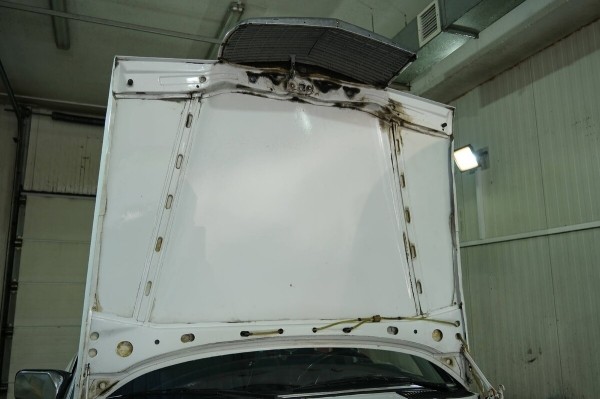 Mercedes-Benz W123 в руках студента: не хватает пятой передачи, зато есть рабочая гидроподвеска Mercedes-Benz W123 в руках студента: не хватает пятой передачи, зато есть рабочая гидроподвеска