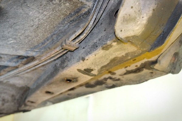 Mercedes-Benz W123 в руках студента: не хватает пятой передачи, зато есть рабочая гидроподвеска Mercedes-Benz W123 в руках студента: не хватает пятой передачи, зато есть рабочая гидроподвеска