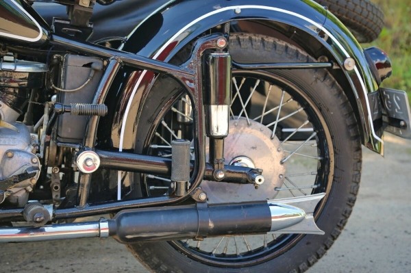 «Уплатил штрафы на $150 и выкупил мотоцикл». Белорус о владении К-750 выпуска 1962 года «Уплатил штрафы на $150 и выкупил мотоцикл». Белорус о владении К-750 выпуска 1962 года