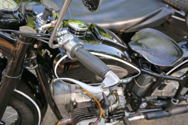 «Уплатил штрафы на $150 и выкупил мотоцикл». Белорус о владении К-750 выпуска 1962 года «Уплатил штрафы на $150 и выкупил мотоцикл». Белорус о владении К-750 выпуска 1962 года