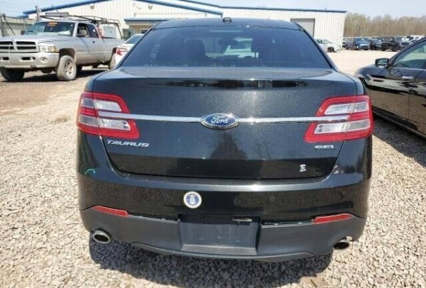 Тачка из США. Белорус купил сразу два битых Ford Taurus, чтоб сделать один. Узнали, сколько заплатил Тачка из США. Белорус купил сразу два битых Ford Taurus, чтоб сделать один. Узнали, сколько заплатил