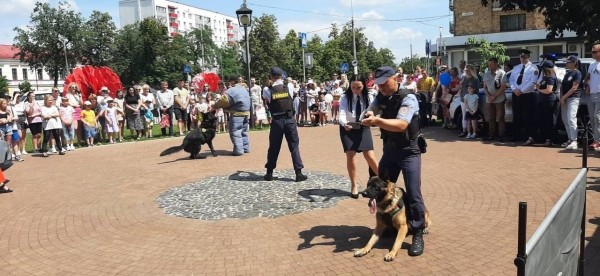 В Бресте проходит праздник к 45-летию Ленинского района - «Район, который сердцу дорог»
