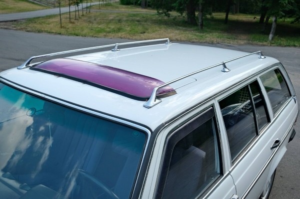 Mercedes-Benz W123 в руках студента: не хватает пятой передачи, зато есть рабочая гидроподвеска Mercedes-Benz W123 в руках студента: не хватает пятой передачи, зато есть рабочая гидроподвеска