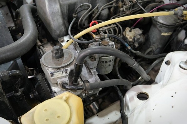 Mercedes-Benz W123 в руках студента: не хватает пятой передачи, зато есть рабочая гидроподвеска Mercedes-Benz W123 в руках студента: не хватает пятой передачи, зато есть рабочая гидроподвеска