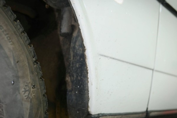 Mercedes-Benz W123 в руках студента: не хватает пятой передачи, зато есть рабочая гидроподвеска Mercedes-Benz W123 в руках студента: не хватает пятой передачи, зато есть рабочая гидроподвеска