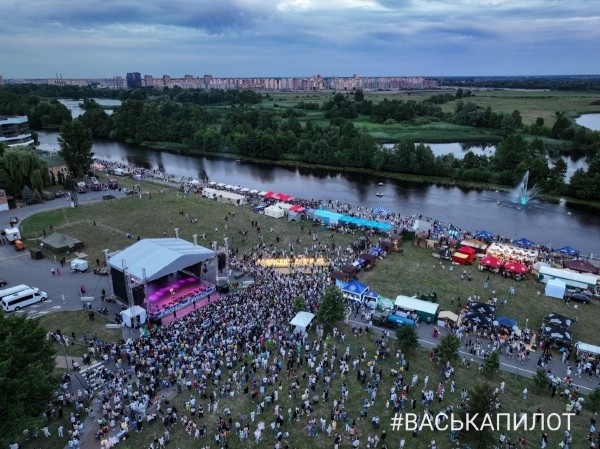 Праздник к 45-летию Ленинского района. Смотрите, как сегодня гулял Брест Праздник к 45-летию Ленинского района. Смотрите, как сегодня гулял Брест