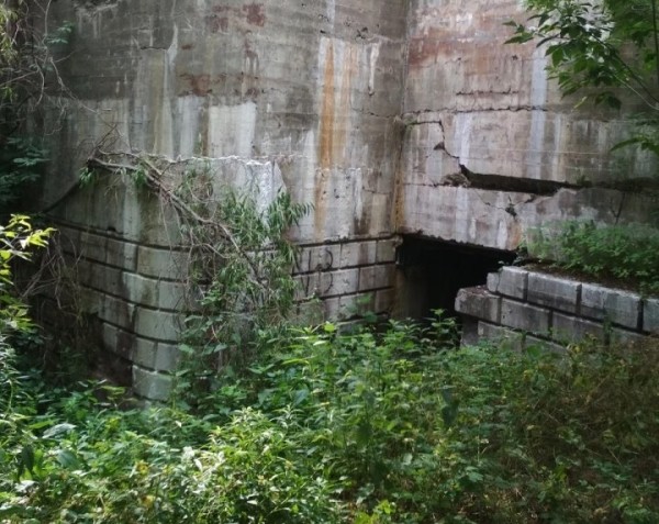 Казарму системы фортов Брестской крепости продали на торгах за базовую величину Казарму системы фортов Брестской крепости продали на торгах за базовую величину