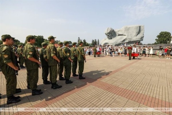 Совбез прокомментировал отмену отсрочек для «заграничных» абитуриентов