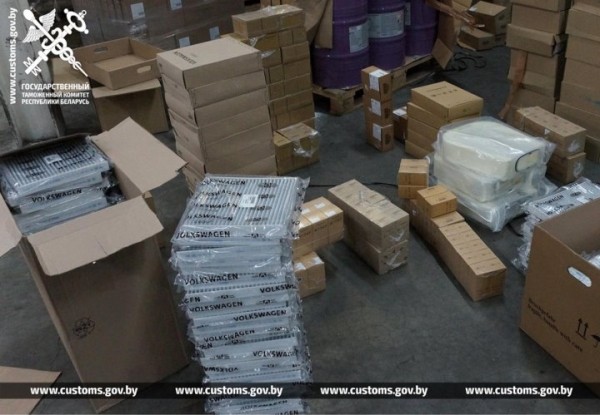 Автозапчасти на 85 тысяч рублей незаконно везли через ПП «Козловичи» Автозапчасти на 85 тысяч рублей незаконно везли через ПП «Козловичи»
