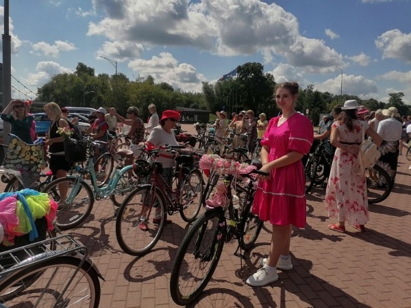 Велопарад на шпильках стал украшением Дня города Бреста Велопарад на шпильках стал украшением Дня города Бреста