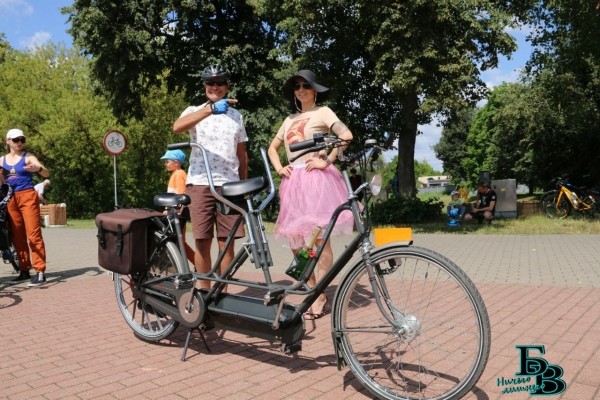 Велопарад на шпильках стал украшением Дня города Бреста Велопарад на шпильках стал украшением Дня города Бреста