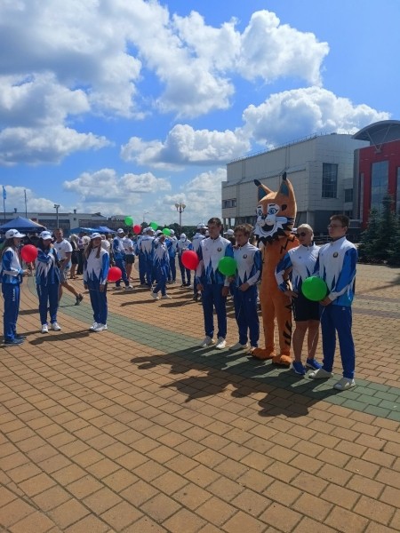 В Бресте появился самый большой в области государственный флаг В Бресте появился самый большой в области государственный флаг