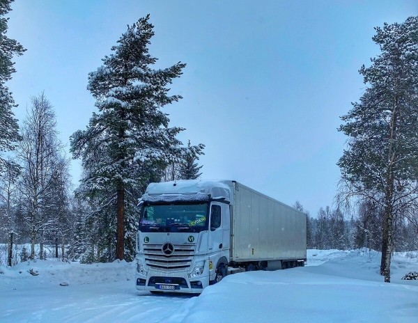 «После такой работы многие разводятся». Белоруска ушла в дальнобой вслед за мужем «После такой работы многие разводятся». Белоруска ушла в дальнобой вслед за мужем