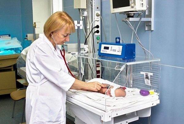 В областном родильном доме в Бресте появились ультрасовременные столы-трансформеры В областном родильном доме в Бресте появились ультрасовременные столы-трансформеры