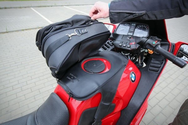 Белорус купил в США 27-летний мотоцикл BMW K1100 RS Белорус купил в США 27-летний мотоцикл BMW K1100 RS