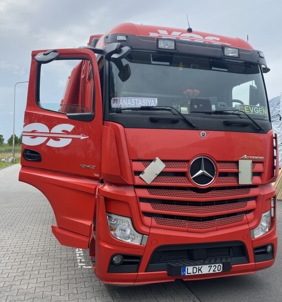 «После такой работы многие разводятся». Белоруска ушла в дальнобой вслед за мужем «После такой работы многие разводятся». Белоруска ушла в дальнобой вслед за мужем