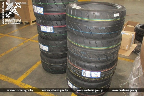 В Беларусь нелегально провозили автотовары на 68 тысяч долларов В Беларусь нелегально провозили автотовары на 68 тысяч долларов
