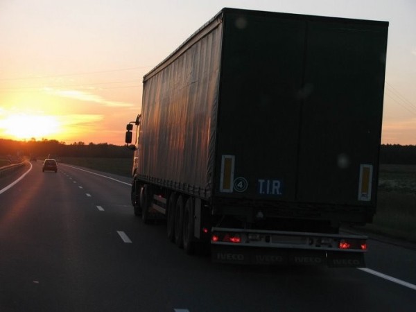 В Германии белорус на фуре заплатит €2000 за аварию с легковушкой на светофоре В Германии белорус на фуре заплатит €2000 за аварию с легковушкой на светофоре