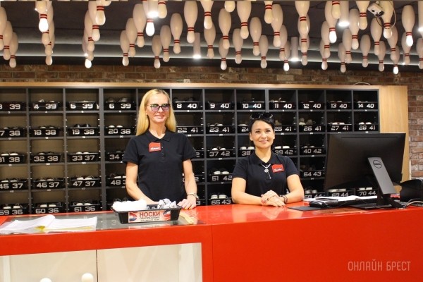 Наслаждайся вкусной кухней и играй в боулинг! На Советской в центре Бреста открылось новое кафе «David Bowley». Бронь столиков и дорожек Наслаждайся вкусной кухней и играй в боулинг! На Советской в центре Бреста открылось новое кафе «David Bowley». Бронь столиков и дорожек