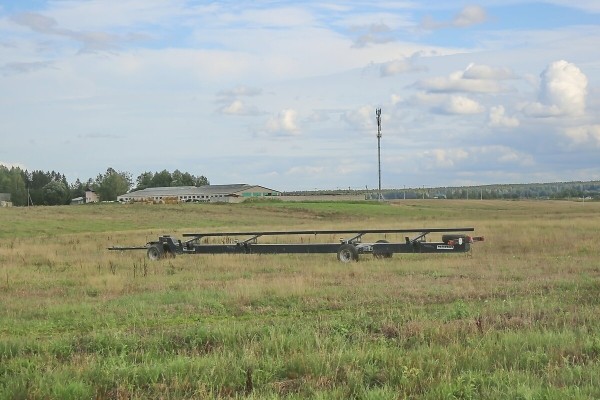 Водитель самого крутого комбайна в Беларуси: «За 1 000 рублей в поле точно бы не работал!» Водитель самого крутого комбайна в Беларуси: «За 1 000 рублей в поле точно бы не работал!»