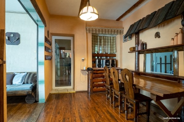 800 «квадратов» на одну семью. Побывали в домах, которые в 90-е строили на широкую ногу 800 «квадратов» на одну семью. Побывали в домах, которые в 90-е строили на широкую ногу