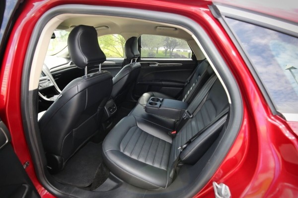 «Взял в начале февраля 2022-го, а дальше — сплошь нервы». Белорус про покупку и ремонт битого Ford Fusion «Взял в начале февраля 2022-го, а дальше — сплошь нервы». Белорус про покупку и ремонт битого Ford Fusion