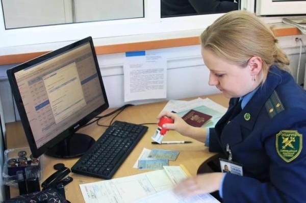 Таможня просчитала стоимость растаможки очередного товара Таможня просчитала стоимость растаможки очередного товара