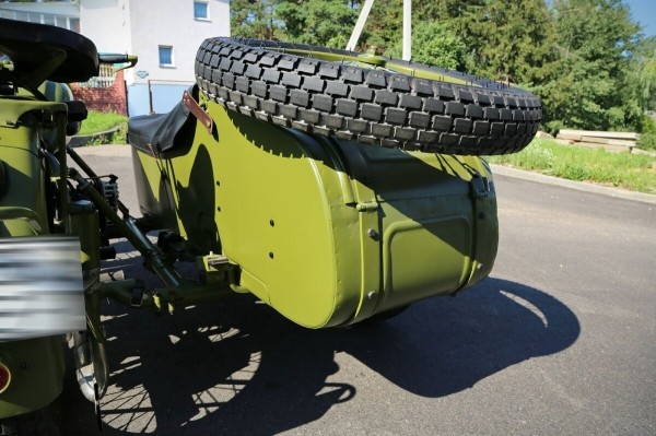 Считай, музейный экспонат! Белорус заморочился и вложил $10 тысяч в мотоцикл М-72 1953 г. в. Считай, музейный экспонат! Белорус заморочился и вложил $10 тысяч в мотоцикл М-72 1953 г. в.