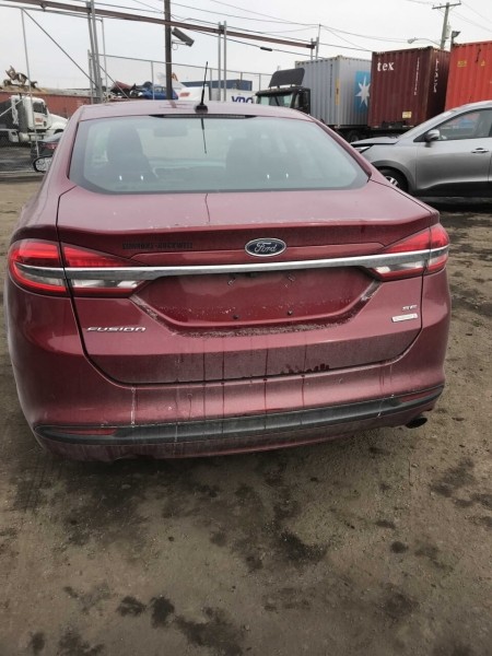 «Взял в начале февраля 2022-го, а дальше — сплошь нервы». Белорус про покупку и ремонт битого Ford Fusion «Взял в начале февраля 2022-го, а дальше — сплошь нервы». Белорус про покупку и ремонт битого Ford Fusion