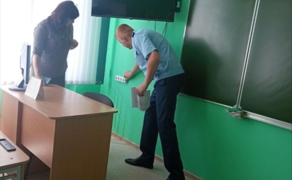 Прокуроры Брестчины проверили школы. Какие выявлены нарушения? Прокуроры Брестчины проверили школы. Какие выявлены нарушения?