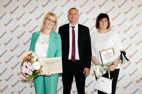 Торжественное мероприятие ко Дню строителя прошло в Брестской филармонии Торжественное мероприятие ко Дню строителя прошло в Брестской филармонии