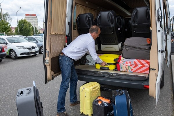 Самый вежливый маршрутчик страны: «Ваза с конфетами в салоне полная всегда!»