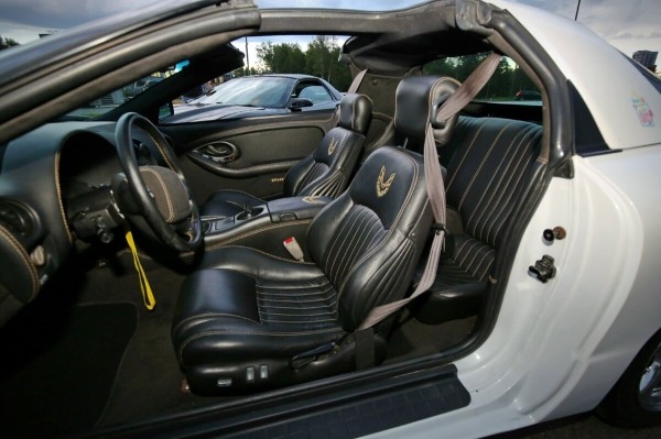 Показываем два редких Pontiac Firebird, которые есть в Беларуси Показываем два редких Pontiac Firebird, которые есть в Беларуси