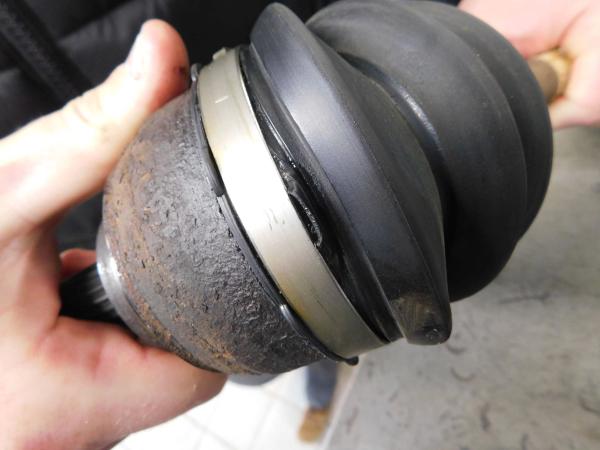 «Ловушка для доверчивых!». Смотрите, что сделали на СТО с автомобилем белоруса «Ловушка для доверчивых!». Смотрите, что сделали на СТО с автомобилем белоруса