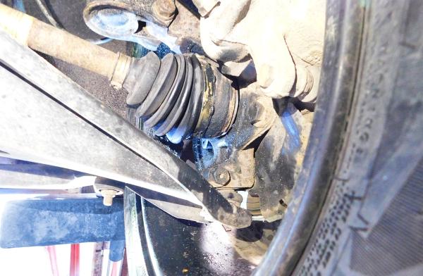 «Ловушка для доверчивых!». Смотрите, что сделали на СТО с автомобилем белоруса «Ловушка для доверчивых!». Смотрите, что сделали на СТО с автомобилем белоруса