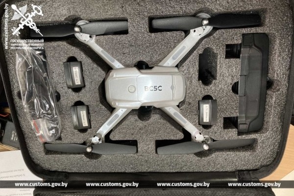 Польский перевозчик пытался незаконно переместить через границу товары на 1 млн рублей Польский перевозчик пытался незаконно переместить через границу товары на 1 млн рублей