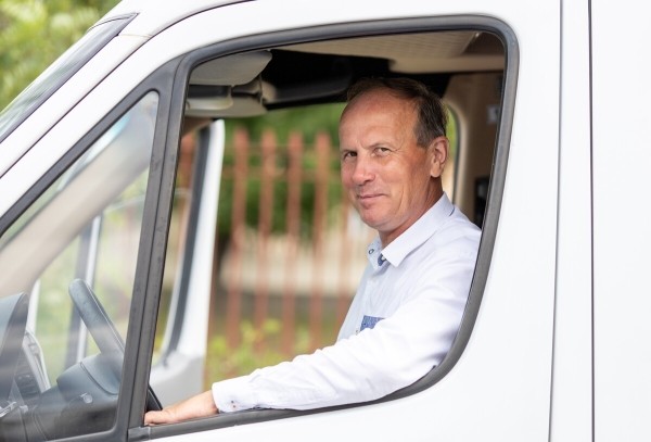 Самый вежливый маршрутчик страны: «Ваза с конфетами в салоне полная всегда!»