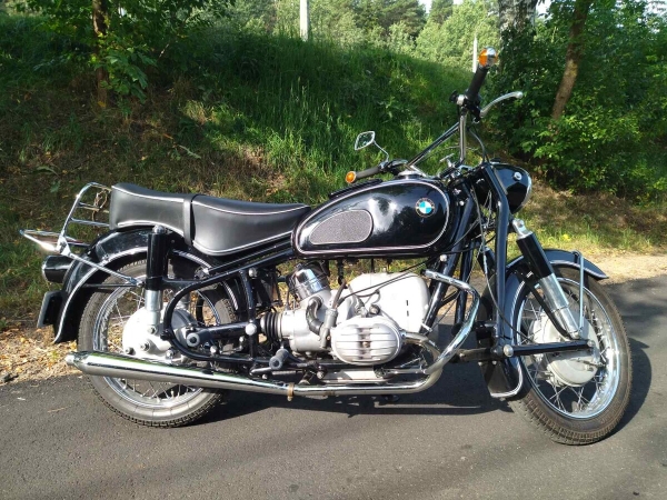 «Проблемой стала растаможка, ведь на раме шестизначный VIN». Белорус про восстановление мотоцикла BMW 1968 г. в.