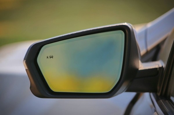 «1,5-литровому мотору не хватало динамки, а здесь — 252 силы». Белорус пригнал второй Chevrolet Equinox из США «1,5-литровому мотору не хватало динамки, а здесь — 252 силы». Белорус пригнал второй Chevrolet Equinox из США