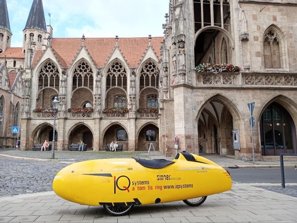 Крути педали! Белорус купил в Голландии веломобиль и вернулся на нём в Беларусь, проехав 1 600 км Крути педали! Белорус купил в Голландии веломобиль и вернулся на нём в Беларусь, проехав 1 600 км