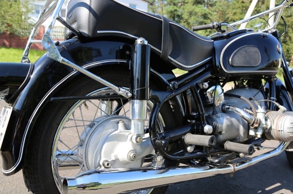 «Проблемой стала растаможка, ведь на раме шестизначный VIN». Белорус про восстановление мотоцикла BMW 1968 г. в.