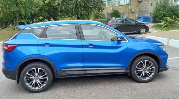 Белорус о сервисе Geely: «Через 10 дней получил не машину, а раскраску». Дилер: «Ремонт был сделан качественно в полном объёме» Белорус о сервисе Geely: «Через 10 дней получил не машину, а раскраску». Дилер: «Ремонт был сделан качественно в полном объёме»