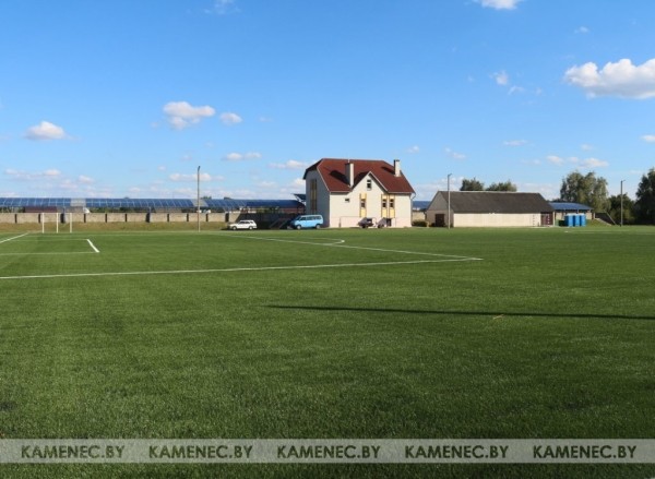 До и после. Предлагаем посмотреть на изменения Каменецкого стадиона «Колос» после обновления До и после. Предлагаем посмотреть на изменения Каменецкого стадиона «Колос» после обновления