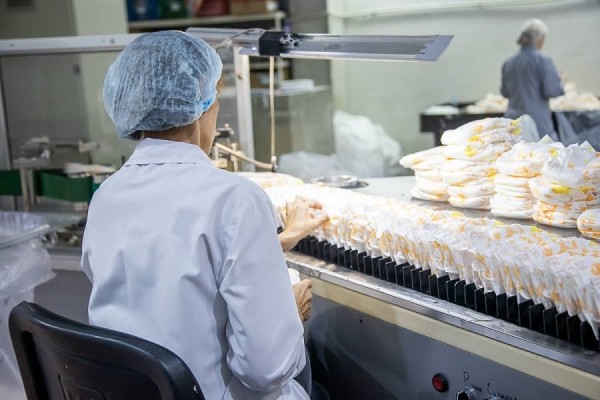 Смотрите, как делают белорусские подгузники для детей и взрослых Смотрите, как делают белорусские подгузники для детей и взрослых