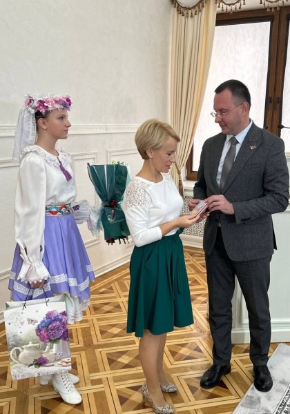 В Бресте чествовали многодетных матерей В Бресте чествовали многодетных матерей