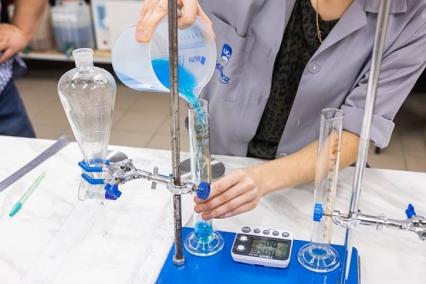 Смотрите, как делают белорусские подгузники для детей и взрослых Смотрите, как делают белорусские подгузники для детей и взрослых