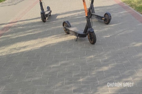В Бресте мужчина украл прокатный электросамокат. Что было дальше? В Бресте мужчина украл прокатный электросамокат. Что было дальше?