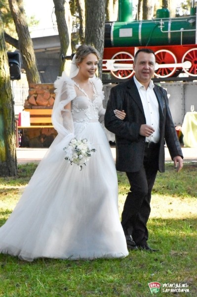 В Барановичах прошло эксклюзивное бракосочетание. В Барановичах прошло эксклюзивное бракосочетание.